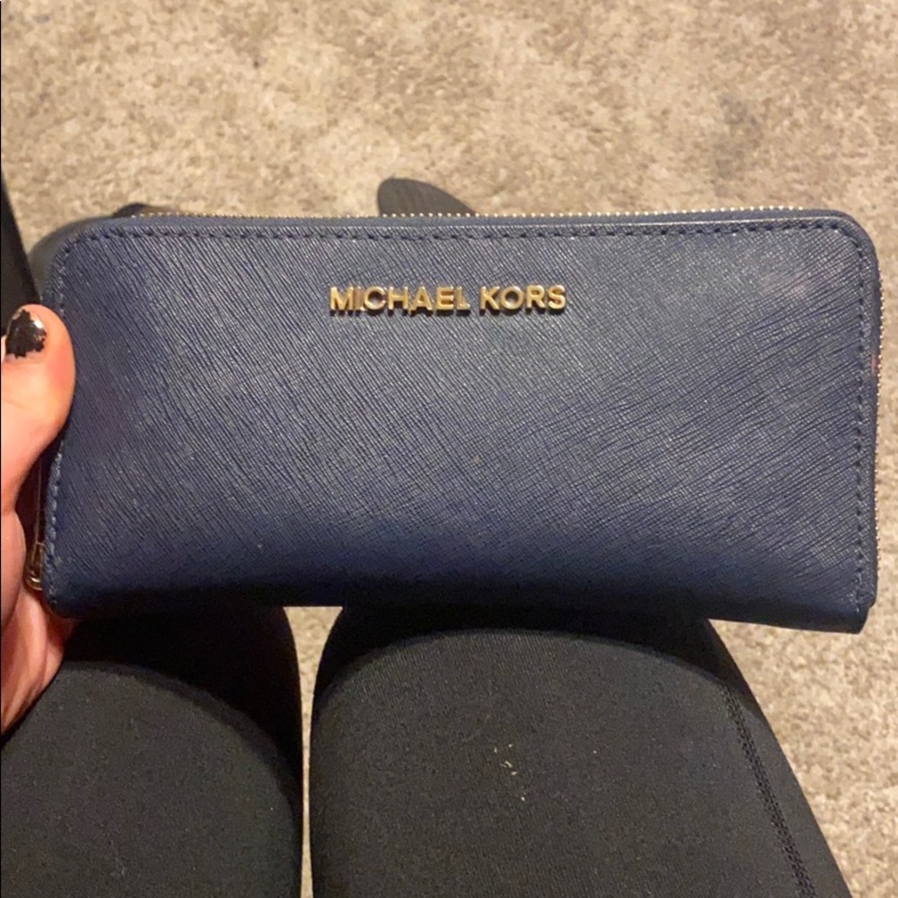 michael kors wallet